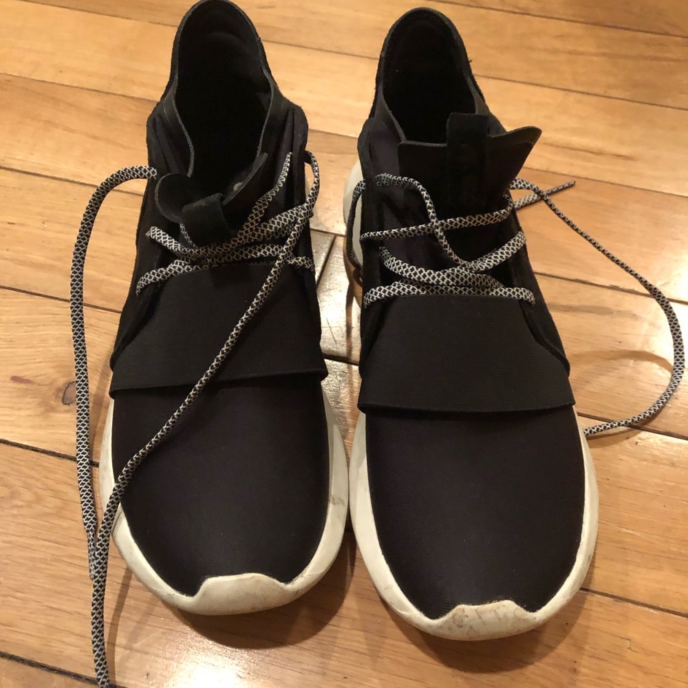 Adidas women’s Sneakers